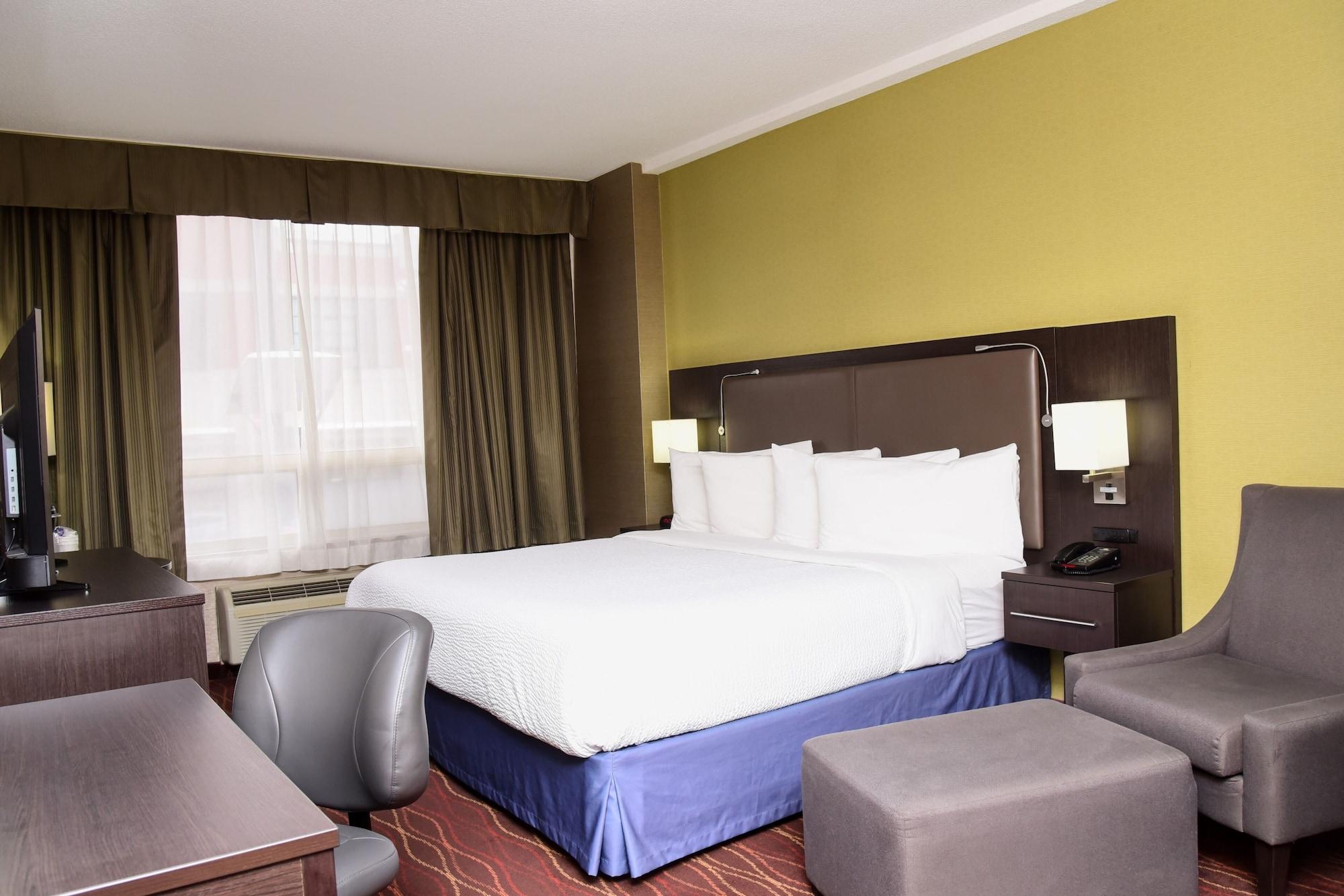 Days Inn By Wyndham Ottawa Exterior photo